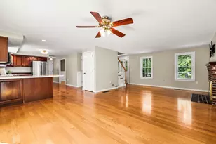 470 Lost Lake Dr, Groton, MA 01450 - Photo 9