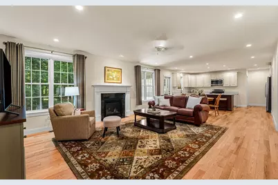 14 Village Rd, Pepperell, MA 01463 - Photo 7