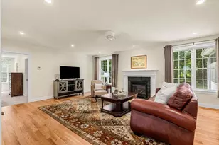 14 Village Rd, Pepperell, MA 01463 - Photo 9