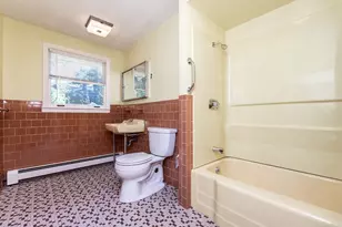 4 Craig Rd, Framingham, MA 01701 - Photo 13