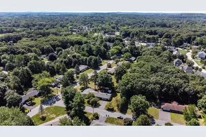 4 Craig Rd, Framingham, MA 01701 - Photo 35