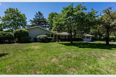 4 Craig Rd, Framingham, MA 01701 - Photo 41