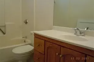 121 River St, Newton, MA 02465 - Photo 5