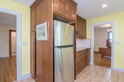 32 Elmwood Ave, Longmeadow, MA 01106 - Photo 17