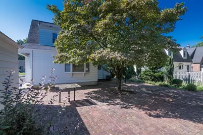 32 Elmwood Ave, Longmeadow, MA 01106 - Photo 37