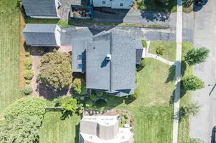 32 Elmwood Ave, Longmeadow, MA 01106 - Photo 7