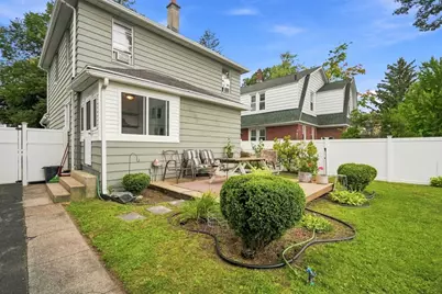 43 Corona St, Springfield, MA 01104 - Photo 31