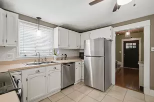 43 Corona St, Springfield, MA 01104 - Photo 13