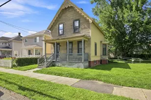 40 Day St, West Springfield, MA 01089 - Photo 1