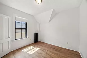 40 Day St, West Springfield, MA 01089 - Photo 11