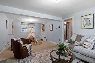 3 Dayton St, Chelmsford, MA 01863 - Photo 31