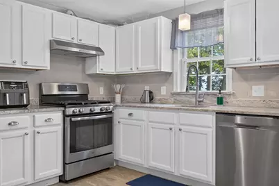 26 Ashworth Ter #26, Haverhill, MA 01832 - Photo 7