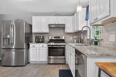 26 Ashworth Ter #26, Haverhill, MA 01832 - Photo 9
