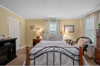 7 Virginia Rd, Worcester, MA 01602 - Photo 5