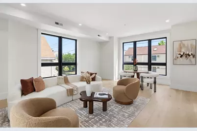 17 Holmes #2R, Quincy, MA 02171 - Photo 1