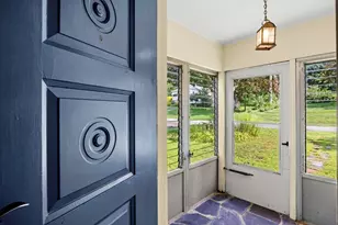20 S Sycamore Knls, South Hadley, MA 01075 - Photo 5