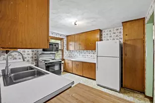 20 S Sycamore Knls, South Hadley, MA 01075 - Photo 13