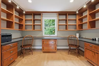 1804 Washington St, Holliston, MA 01746 - Photo 7