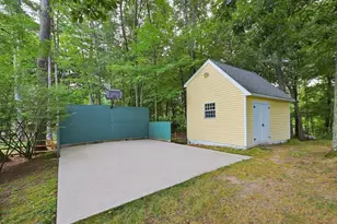 1804 Washington St, Holliston, MA 01746 - Photo 35