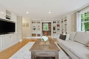 1804 Washington St, Holliston, MA 01746 - Photo 5