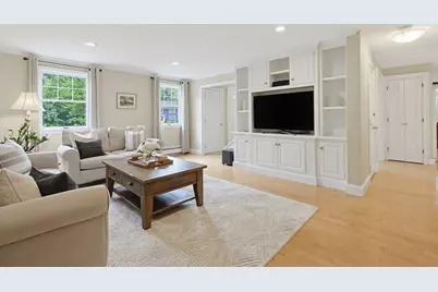 1804 Washington St, Holliston, MA 01746 - Photo 3