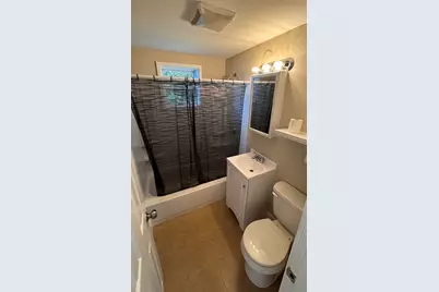 133 Baker St #3, Gardner, MA 01440 - Photo 11