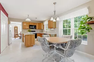 32 Hammersmith Dr, Saugus, MA 01906 - Photo 17
