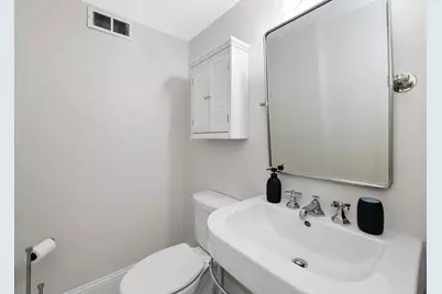 50 Longwood Ave #517, Brookline, MA 02446 - Photo 7