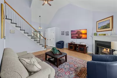 28 Coldspring Dr #C, Sutton, MA 01590 - Photo 9