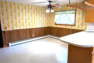 7 Allen St, West Brookfield, MA 01585 - Photo 9