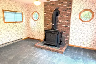 7 Allen St, West Brookfield, MA 01585 - Photo 13