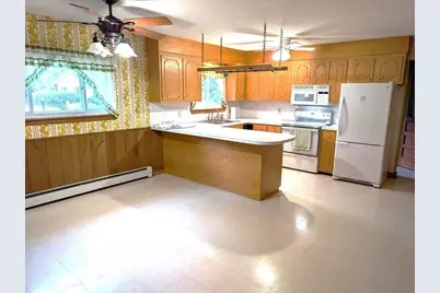 7 Allen St, West Brookfield, MA 01585 - Photo 7