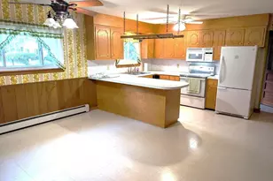 7 Allen St, West Brookfield, MA 01585 - Photo 7