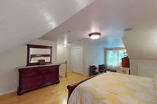 660 Thacher, Attleboro, MA 02703 - Photo 27