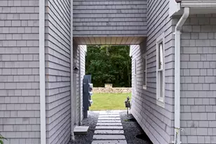 4 Edgerton Dr, Falmouth, MA 02556 - Photo 9