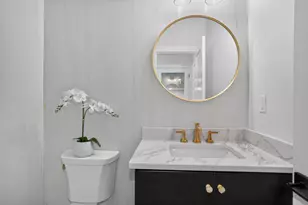 4 Wildwood St, Burlington, MA 01803 - Photo 15