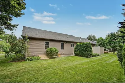 4 McKinley Ave, Easthampton, MA 01027 - Photo 29