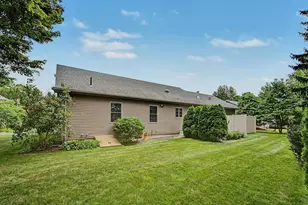 4 McKinley Ave, Easthampton, MA 01027 - Photo 29