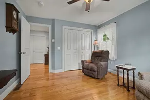 4 McKinley Ave, Easthampton, MA 01027 - Photo 21