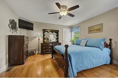 4 McKinley Ave, Easthampton, MA 01027 - Photo 15