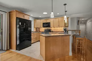 4 McKinley Ave, Easthampton, MA 01027 - Photo 5