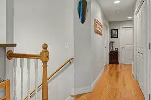 4 McKinley Ave, Easthampton, MA 01027 - Photo 13