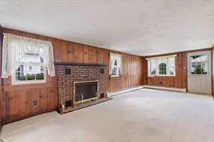 1 Freeman Ave, Webster, MA 01570 - Photo 11