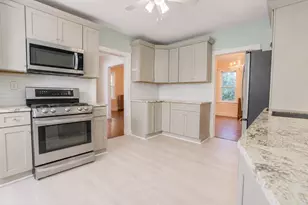 21 Oak St, Plymouth, MA 02360 - Photo 15