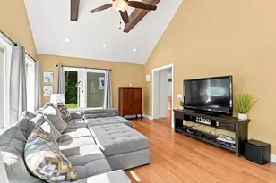 61 Breakneck Rd, Sturbridge, MA 01566 - Photo 19