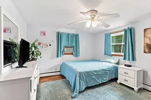53 Evergreen St, Saugus, MA 01906 - Photo 19