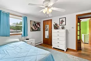 53 Evergreen St, Saugus, MA 01906 - Photo 21