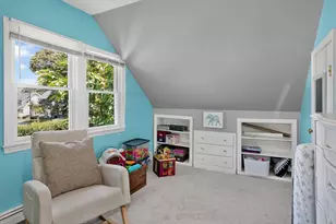 18 Ellis St, Woburn, MA 01801 - Photo 25