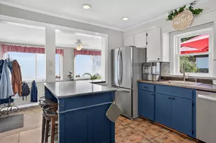 18 Ellis St, Woburn, MA 01801 - Photo 13
