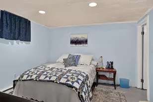 18 Ellis St, Woburn, MA 01801 - Photo 33